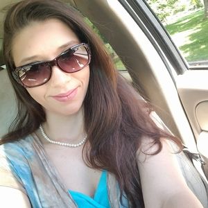 Meet your Posher, Ali